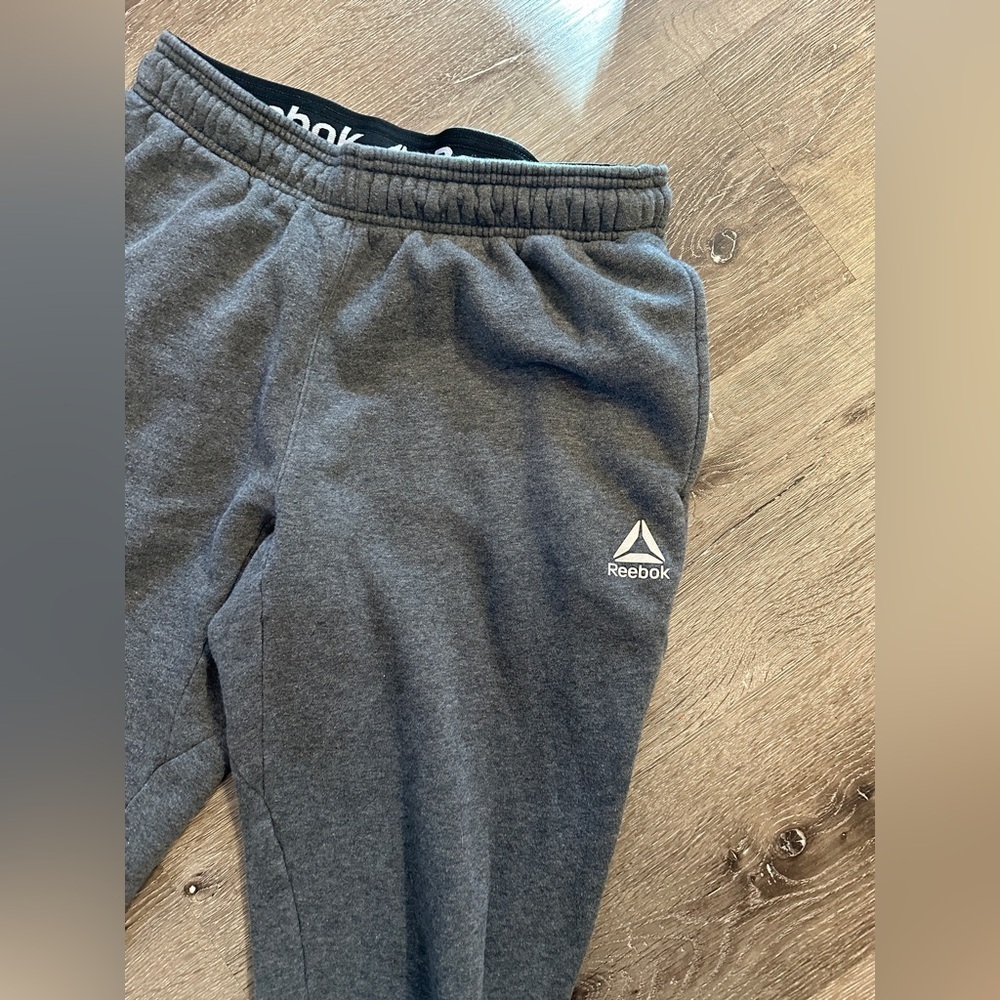 Men’s grey Reebok Cotten joggers